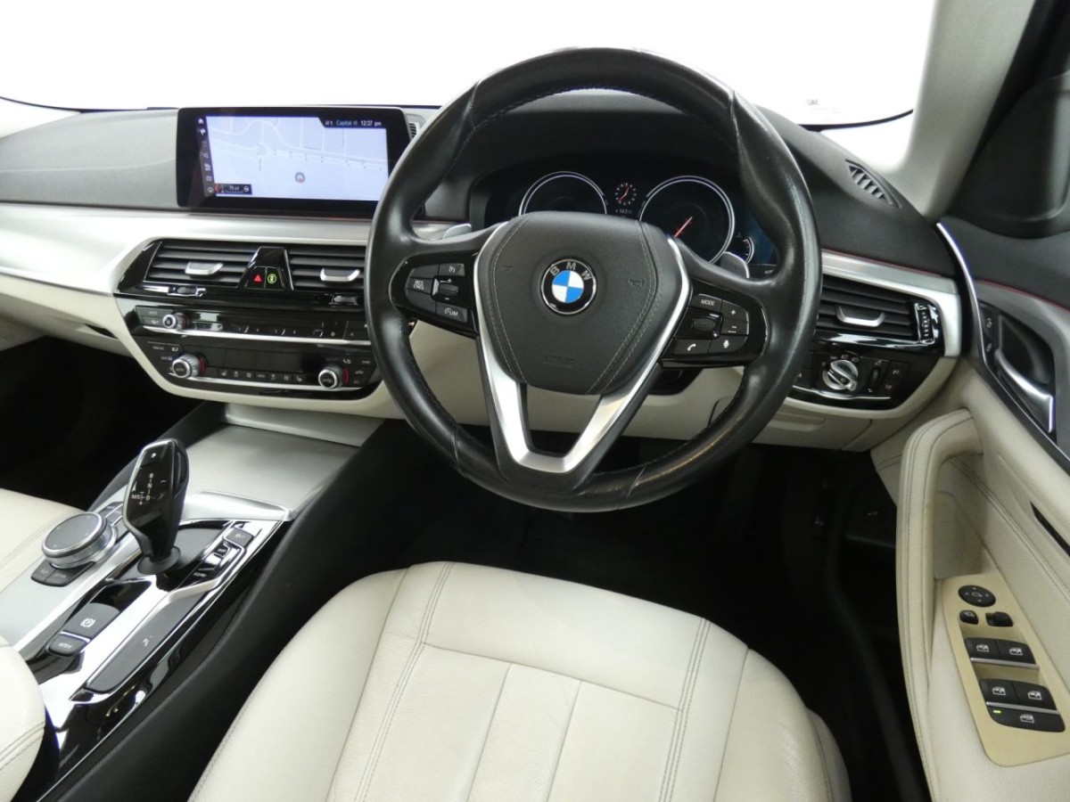 BMW 5 SERIES 3.0 530D SE 4D 261 BHP - 2017 - £13,700