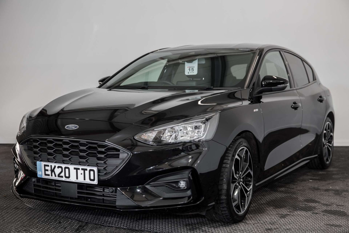 FORD FOCUS 2020 (20) 1.0T ECOBOOST ST-LINE X HATCHBACK 5DR PETROL MANUAL EURO 6 (S/S) (125 PS) - 2020 - £11,750