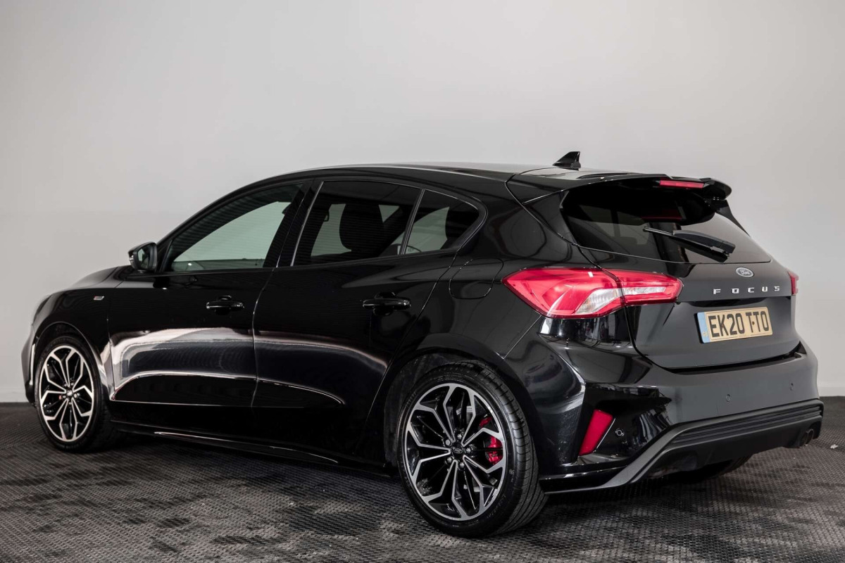 FORD FOCUS 2020 (20) 1.0T ECOBOOST ST-LINE X HATCHBACK 5DR PETROL MANUAL EURO 6 (S/S) (125 PS) - 2020 - £11,750