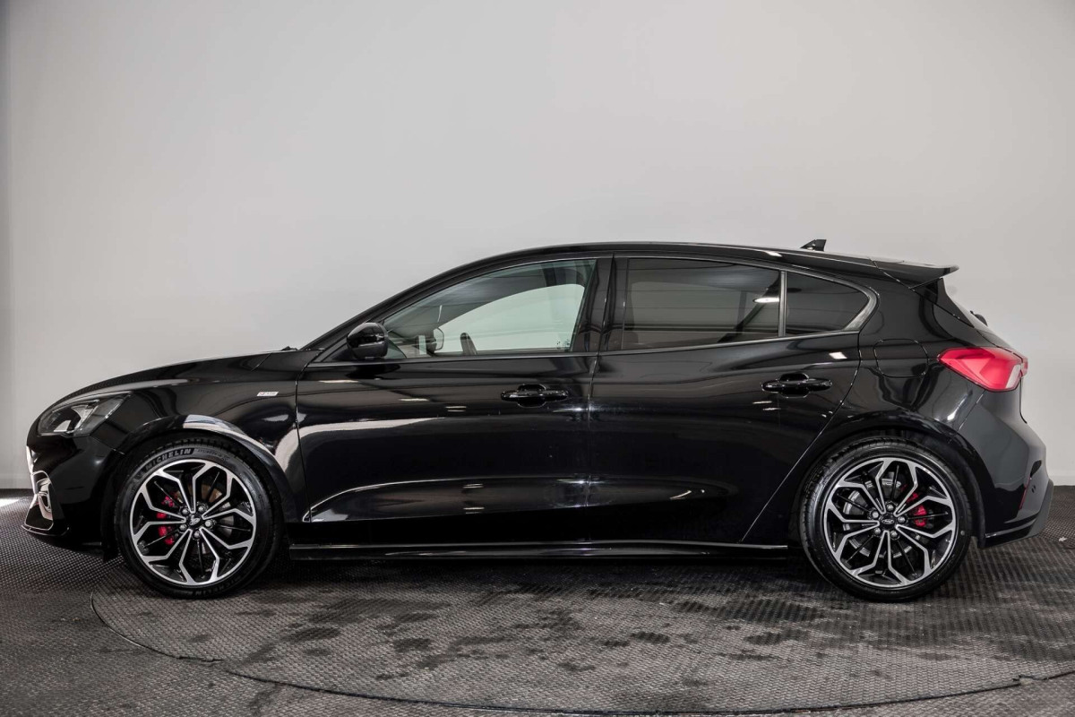 FORD FOCUS 2020 (20) 1.0T ECOBOOST ST-LINE X HATCHBACK 5DR PETROL MANUAL EURO 6 (S/S) (125 PS) - 2020 - £11,750