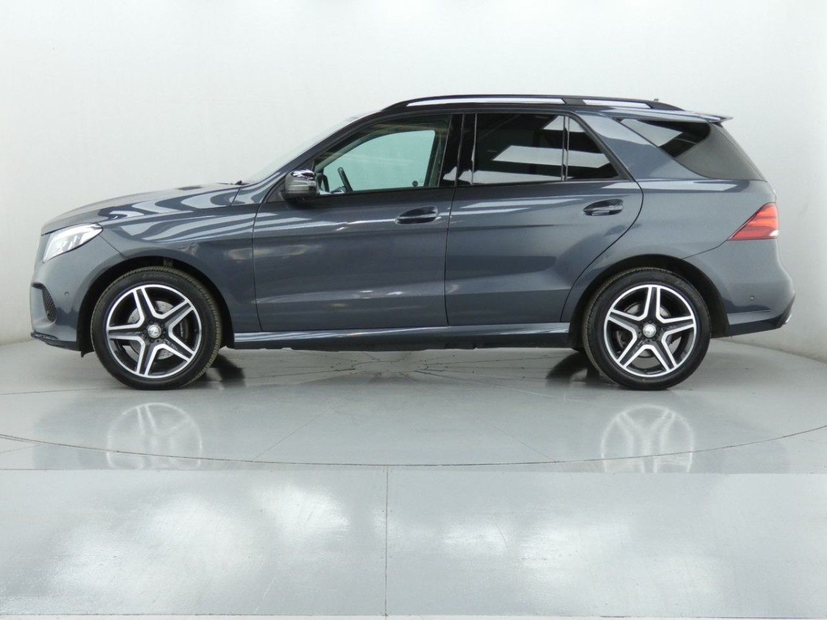 MERCEDES-BENZ GLE-CLASS 3.0 GLE 350 D 4MATIC AMG LINE 5D AUTO 255 BHP - 2016 - £24,990