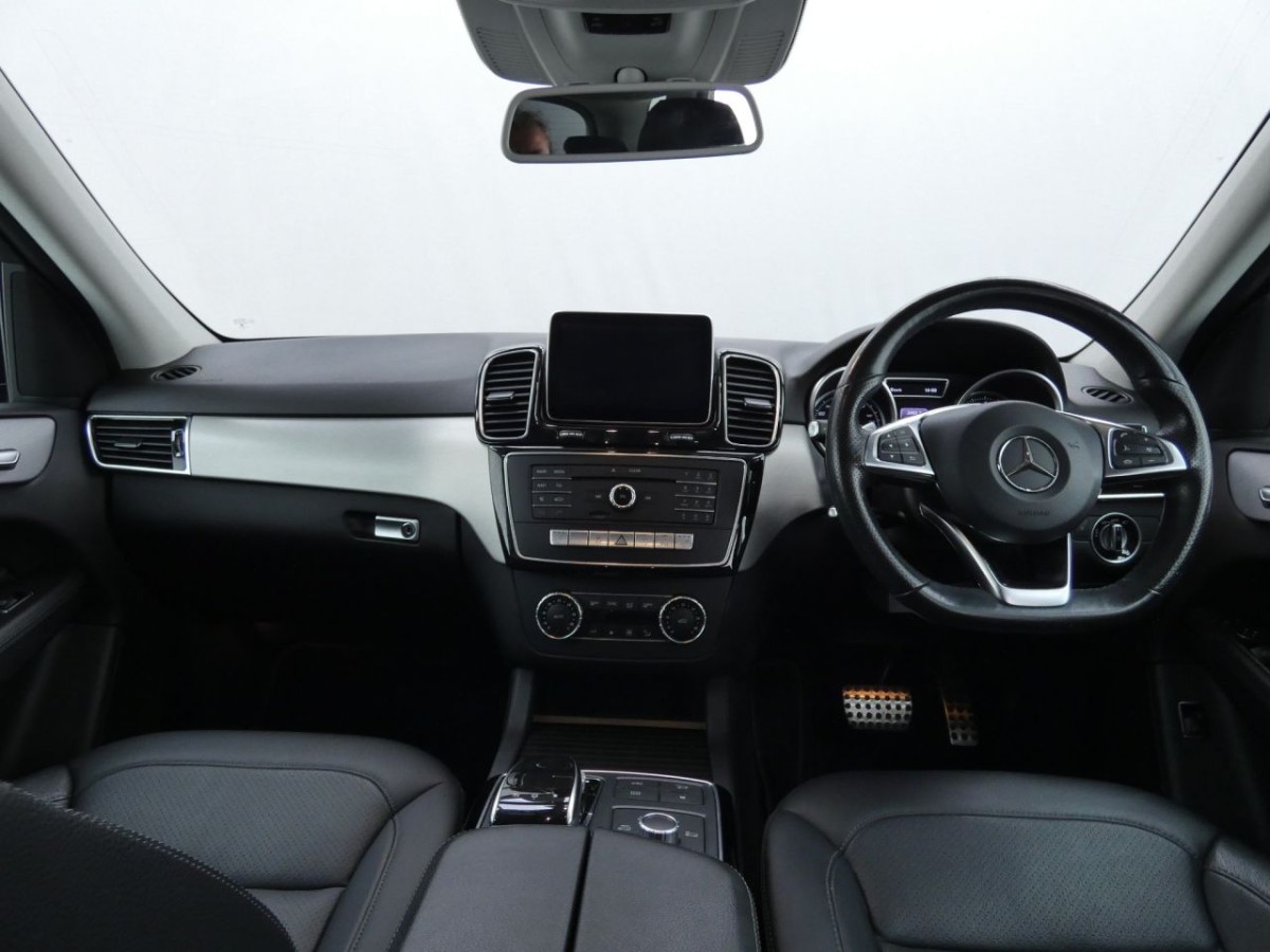 MERCEDES-BENZ GLE-CLASS 3.0 GLE 350 D 4MATIC AMG LINE 5D AUTO 255 BHP - 2016 - £24,990