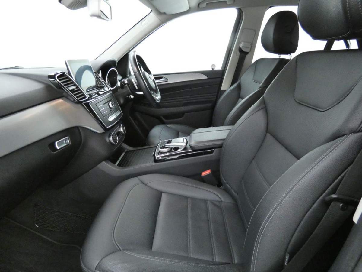 MERCEDES-BENZ GLE-CLASS 3.0 GLE 350 D 4MATIC AMG LINE 5D AUTO 255 BHP - 2016 - £24,990