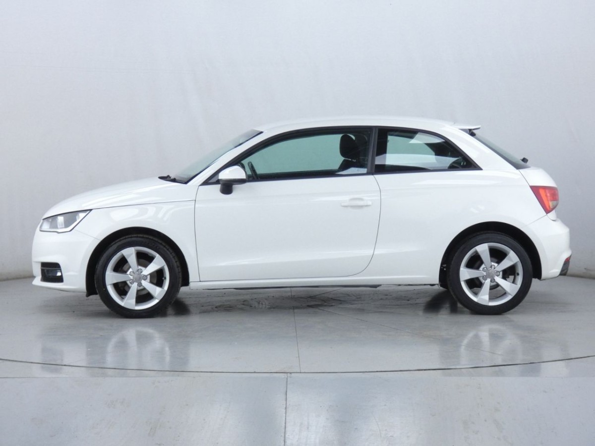 AUDI A1 1.0 TFSI SPORT 3D 93 BHP - 2016 - £8,400