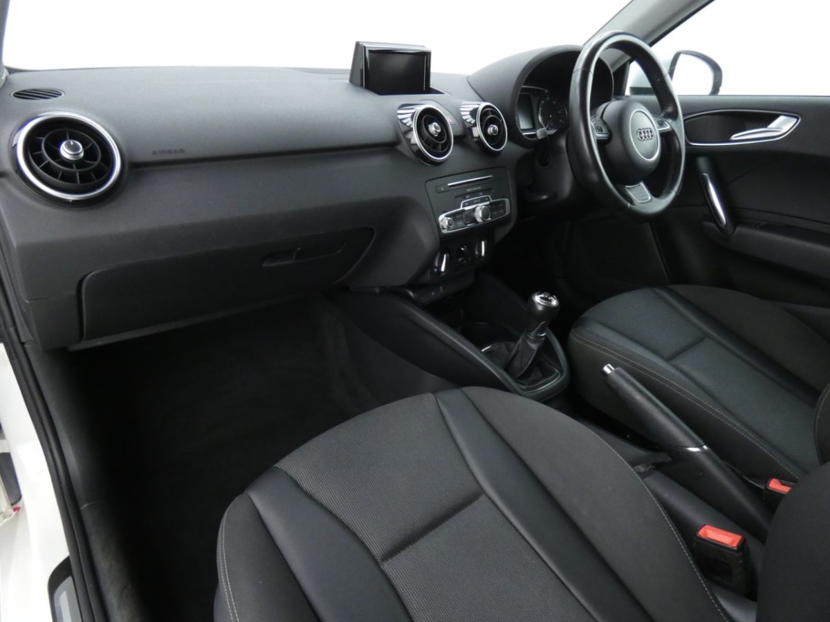 AUDI A1 1.0 TFSI SPORT 3D 93 BHP - 2016 - £8,400