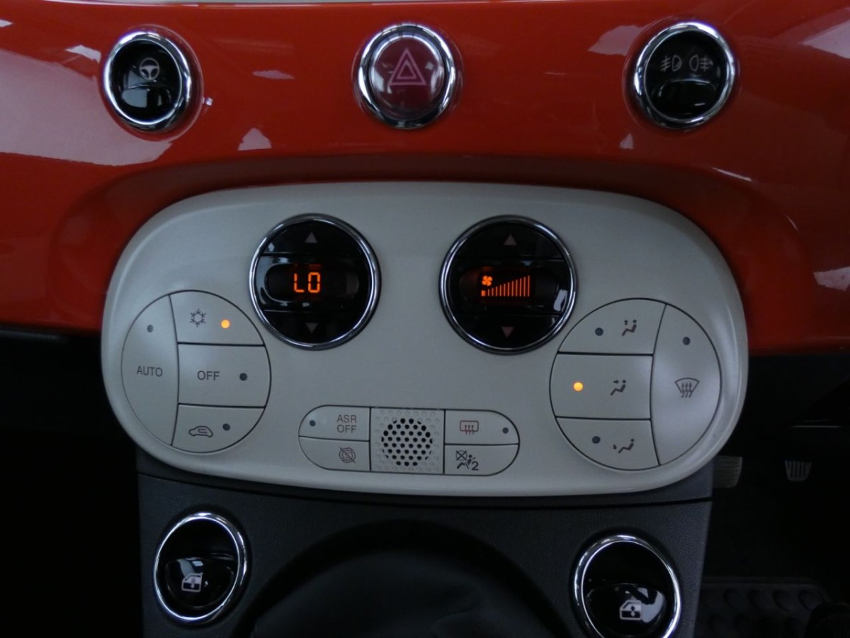 FIAT 500 1.0 DOLCEVITA PLUS MHEV 3D 69 BHP - 2022 - £11,700