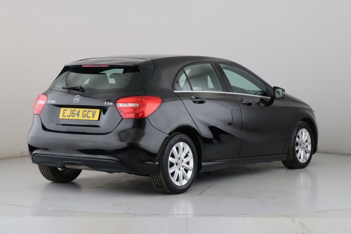 MERCEDES-BENZ A-CLASS 1.5 A180 CDI ECO SE 5D 109 BHP - 2014 - £10,490