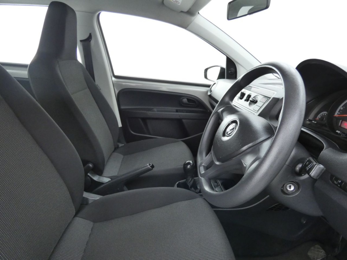 VOLKSWAGEN UP 1.0 TAKE UP 5D 60 BHP - 2019 - £8,700