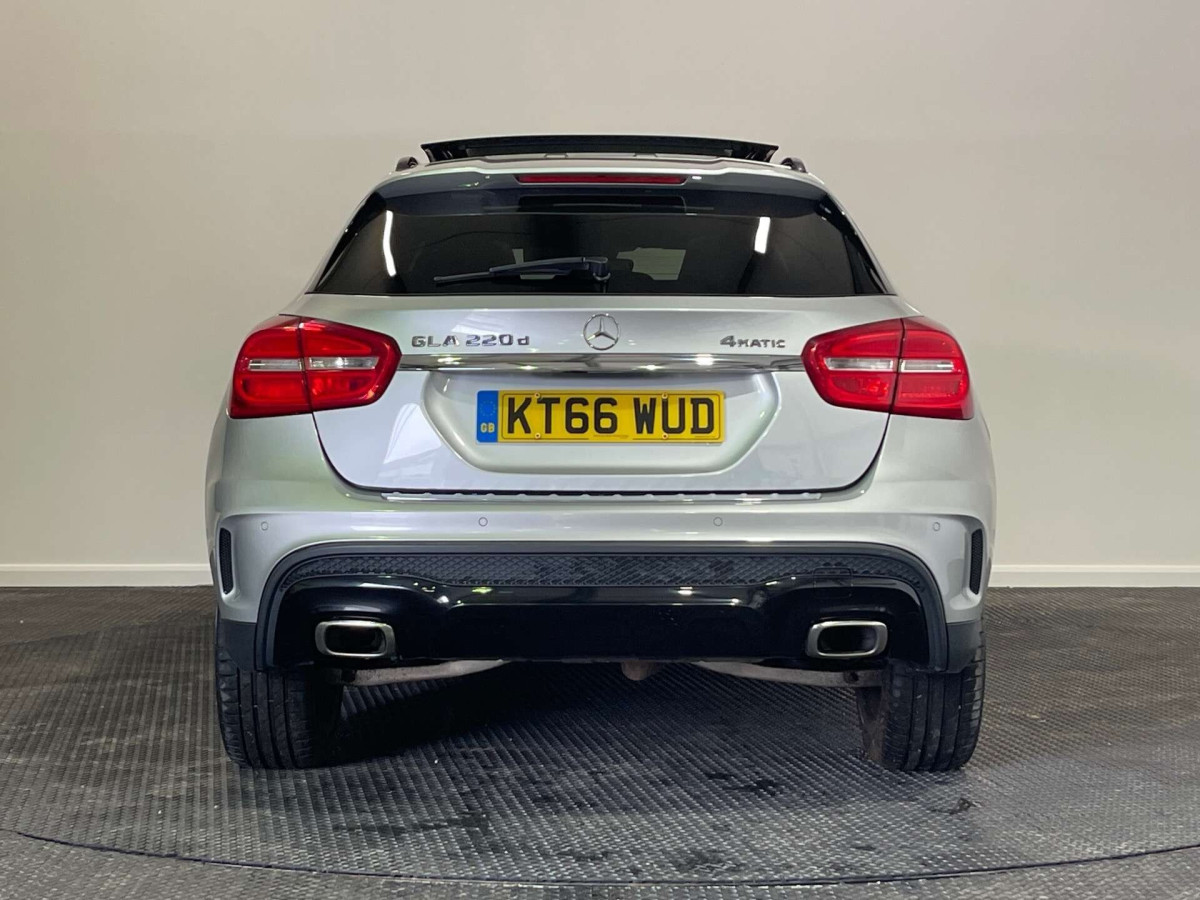 MERCEDES-BENZ GLA 2017 (66) 2.1 GLA220D AMG LINE (PREMIUM PLUS) SUV 5DR DIESEL 7G-DCT 4MATIC EURO 6 (S/ - 2017 - £13,900