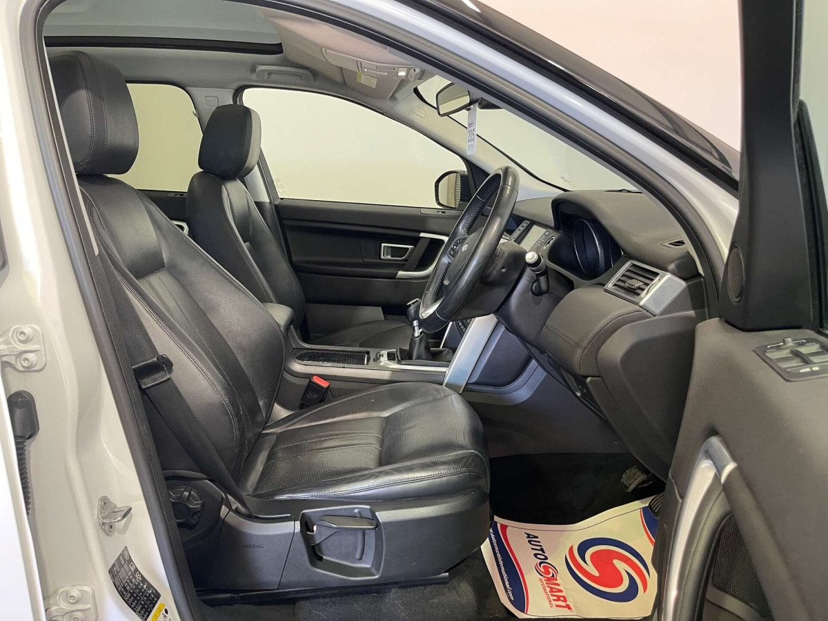 LAND ROVER DISCOVERY SPORT 2015 (65) 2.2 SD4 SE TECH SUV 5DR DIESEL MANUAL 4WD EURO 5 (S/S) (190 PS) - 2015 - £9,700
