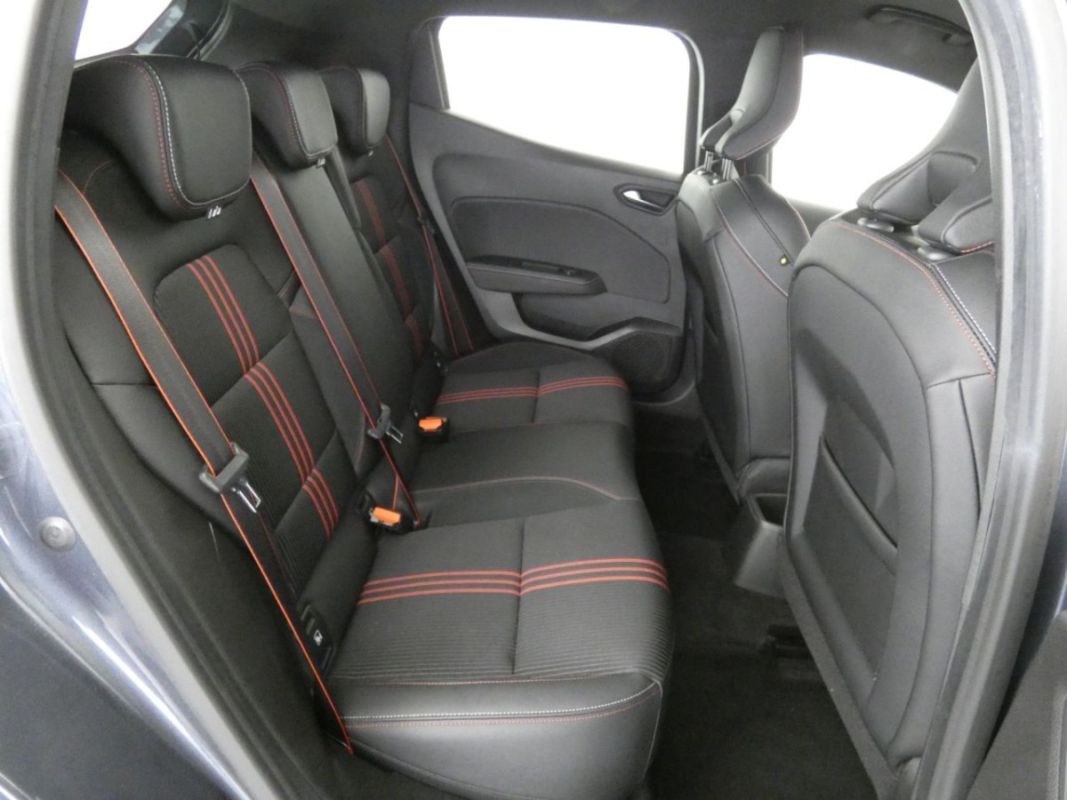 RENAULT CLIO 1.0 RS LINE TCE 5D 100 BHP - 2020 - £11,990