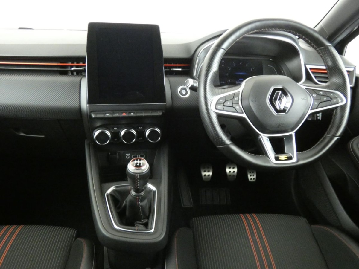 RENAULT CLIO 1.0 RS LINE TCE 5D 100 BHP - 2020 - £11,990