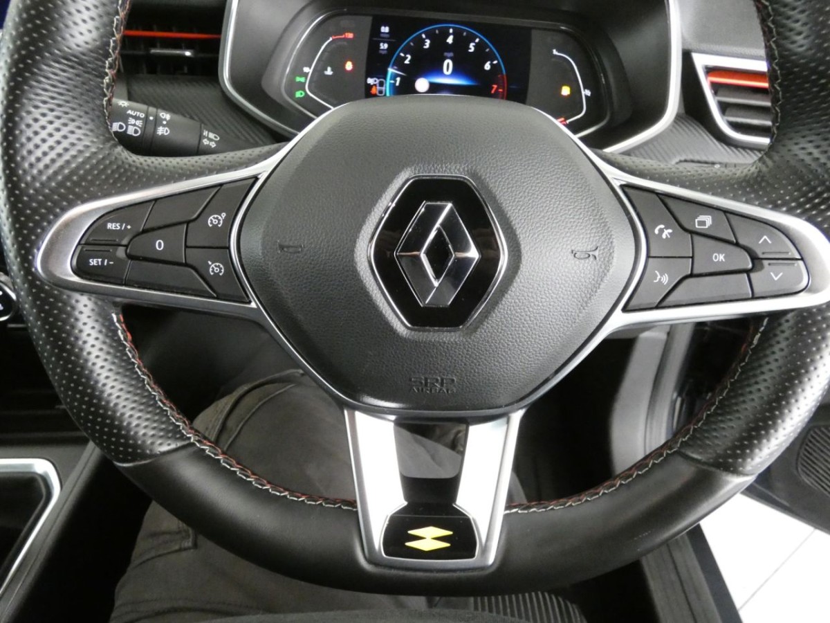 RENAULT CLIO 1.0 RS LINE TCE 5D 100 BHP - 2020 - £11,990