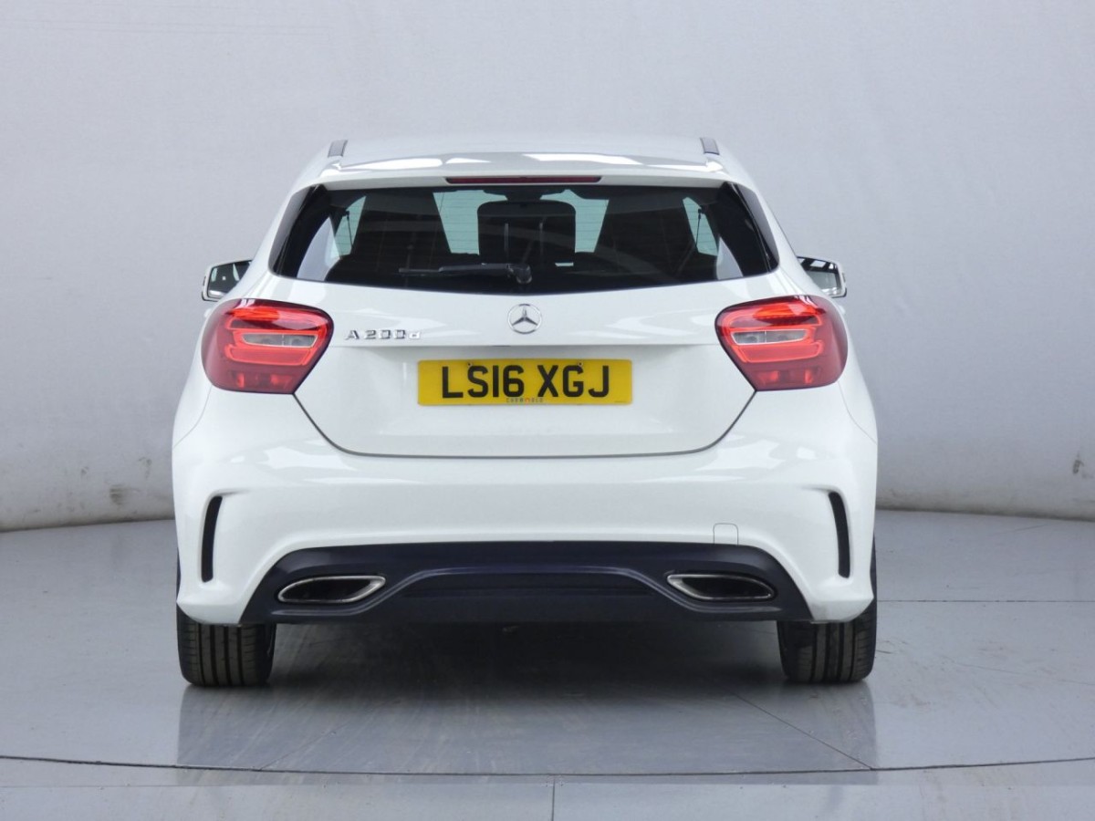 MERCEDES-BENZ A-CLASS 2.1 A 200 D AMG LINE 5D 134 BHP - 2016 - £9,700