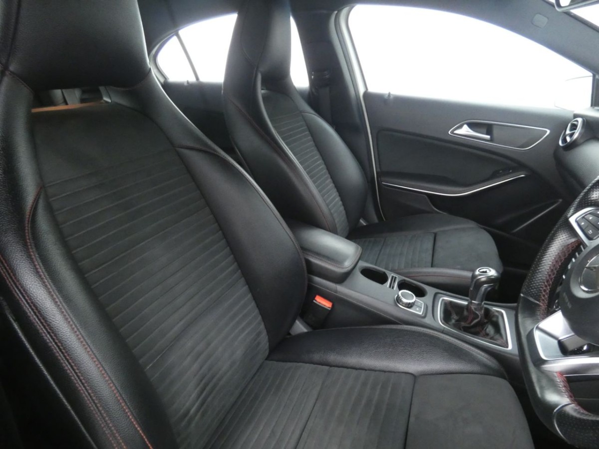 MERCEDES-BENZ A-CLASS 2.1 A 200 D AMG LINE 5D 134 BHP - 2016 - £9,700