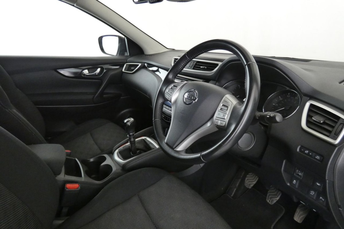 NISSAN QASHQAI 1.5 N-CONNECTA DCI 5D 108 BHP - 2016 - £11,990