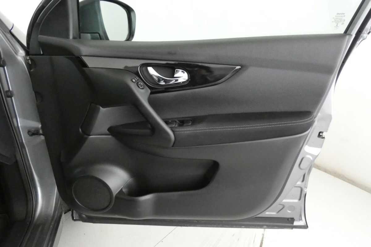 NISSAN QASHQAI 1.5 N-CONNECTA DCI 5D 108 BHP - 2016 - £11,990