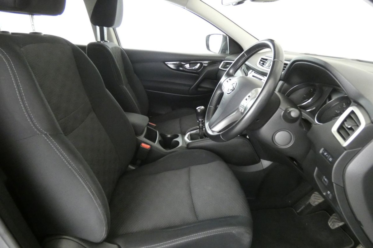 NISSAN QASHQAI 1.5 N-CONNECTA DCI 5D 108 BHP - 2016 - £11,990