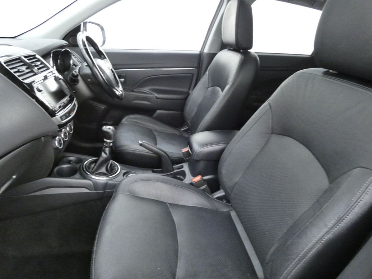 MITSUBISHI ASX 1.6 DI-D ZC-H 5D 112 BHP HATCHBACK - 2015 - £6,990