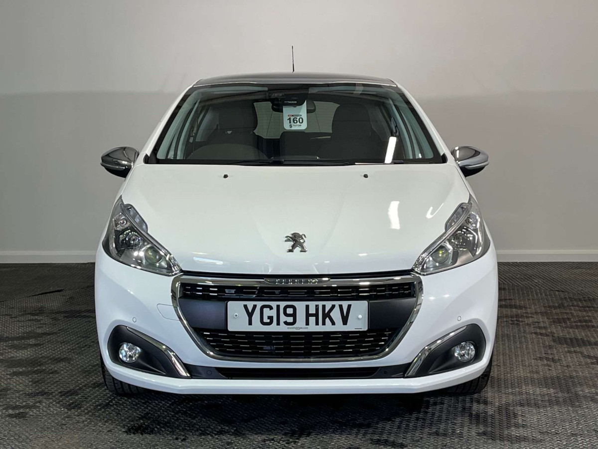 PEUGEOT 208 2019 (19) 1.2 PURETECH TECH EDITION HATCHBACK 5DR PETROL MANUAL EURO 6 (S/S) (82 PS) - 2019 - £7,300