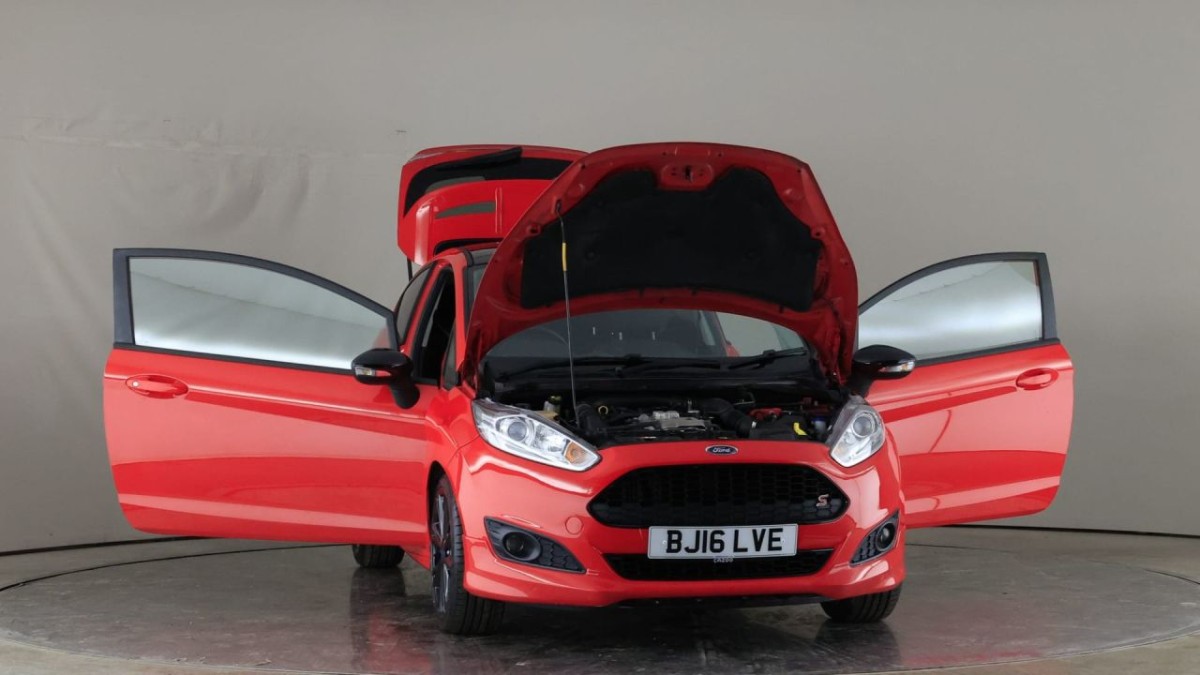 FORD FIESTA 1.0 ZETEC S RED EDITION 3D 139 BHP - 2016 - £6,990