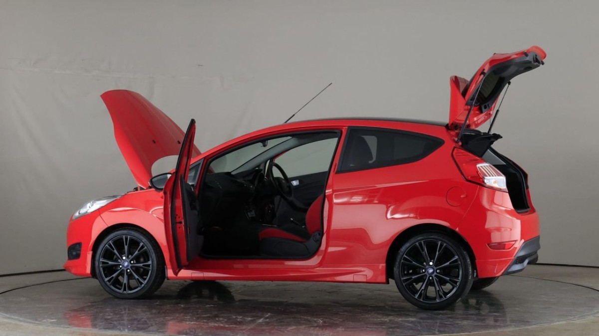 FORD FIESTA 1.0 ZETEC S RED EDITION 3D 139 BHP - 2016 - £6,990