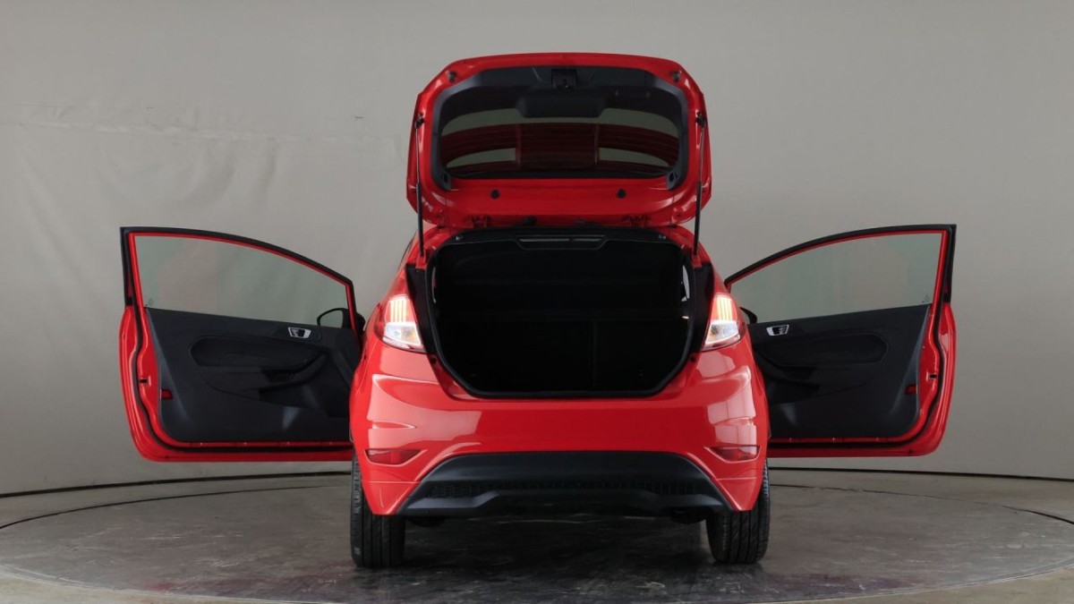 FORD FIESTA 1.0 ZETEC S RED EDITION 3D 139 BHP - 2016 - £6,990