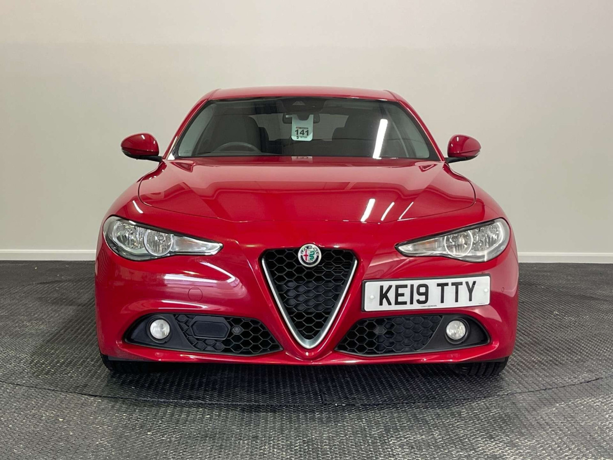 ALFA ROMEO GIULIA 2019 (19) 2.2 TD SUPER SALOON 4DR DIESEL AUTO EURO 6 (S/S) (160 PS) - 2019 - £12,000