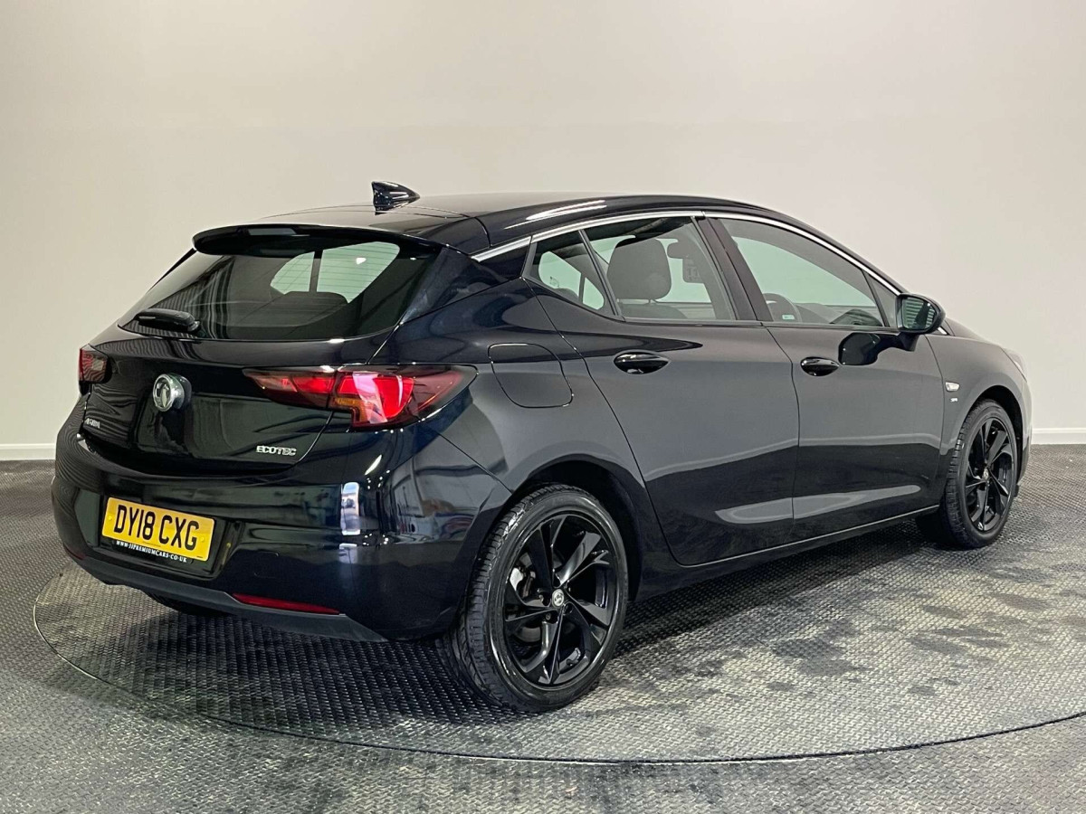 VAUXHALL ASTRA 2018 (18) 1.0I TURBO ECOTEC SRI NAV HATCHBACK 5DR PETROL MANUAL EURO 6 (S/S) (105 PS) - 2018 - £5,800