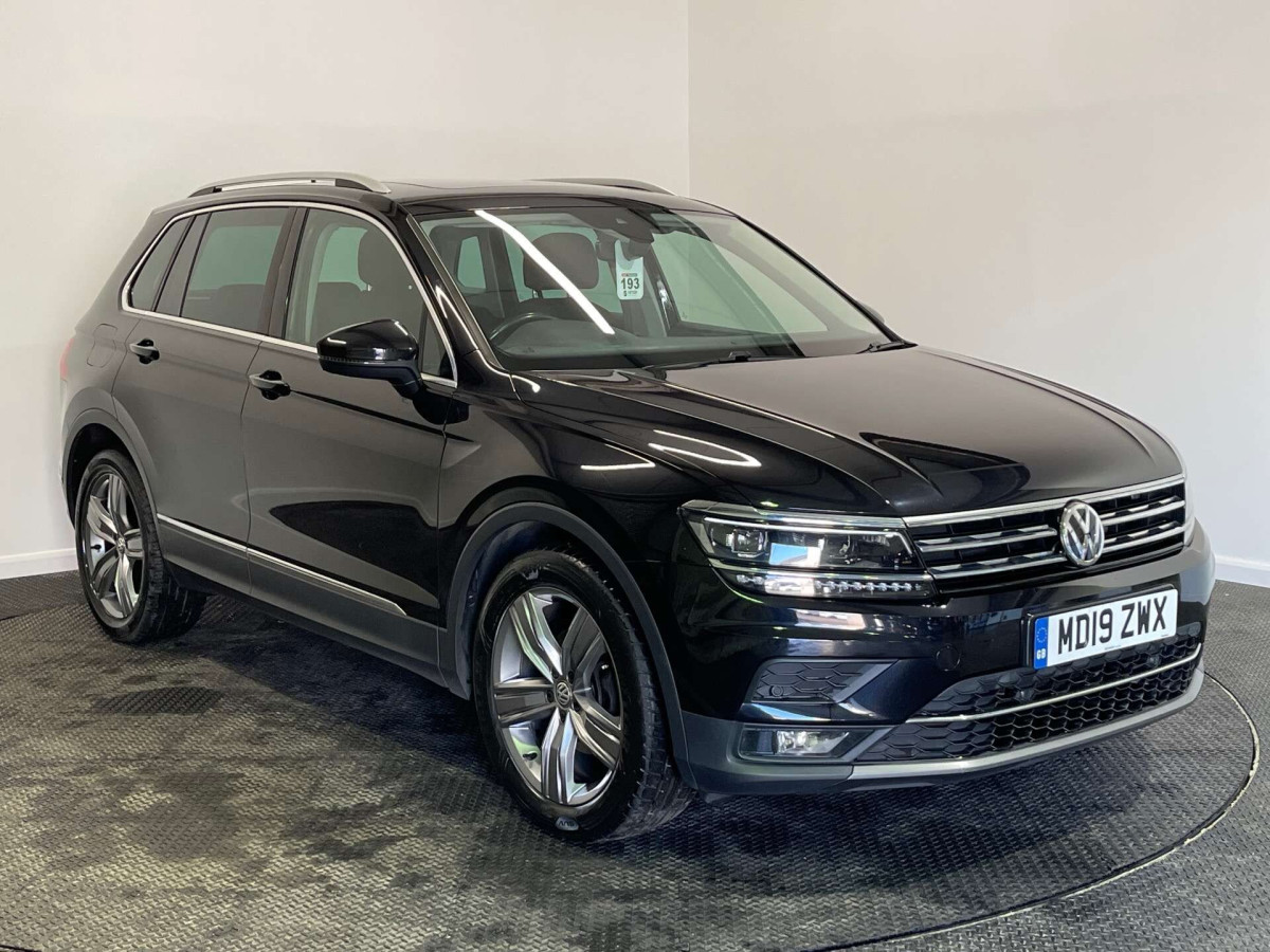 VOLKSWAGEN TIGUAN 2019 (19) 2.0 TDI SEL SUV 5DR DIESEL MANUAL EURO 6 (S/S) (150 PS) - 2019 - £14,500