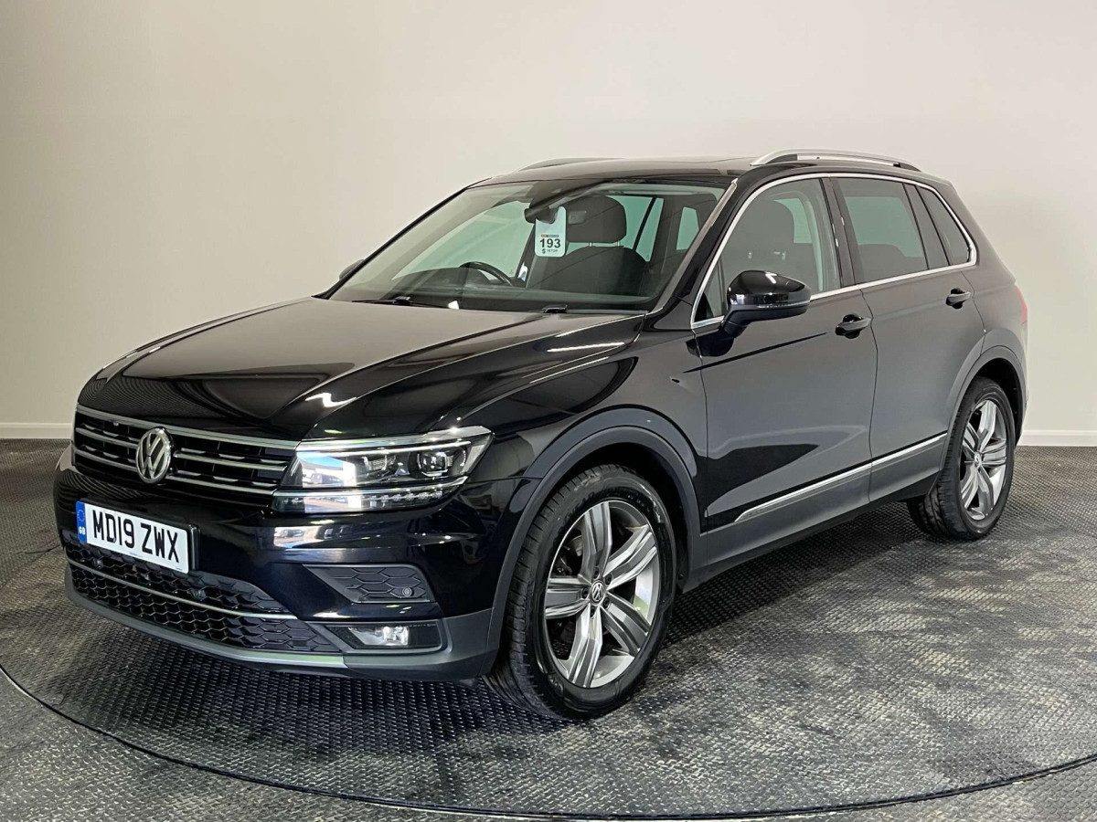 VOLKSWAGEN TIGUAN 2019 (19) 2.0 TDI SEL SUV 5DR DIESEL MANUAL EURO 6 (S/S) (150 PS) - 2019 - £14,500