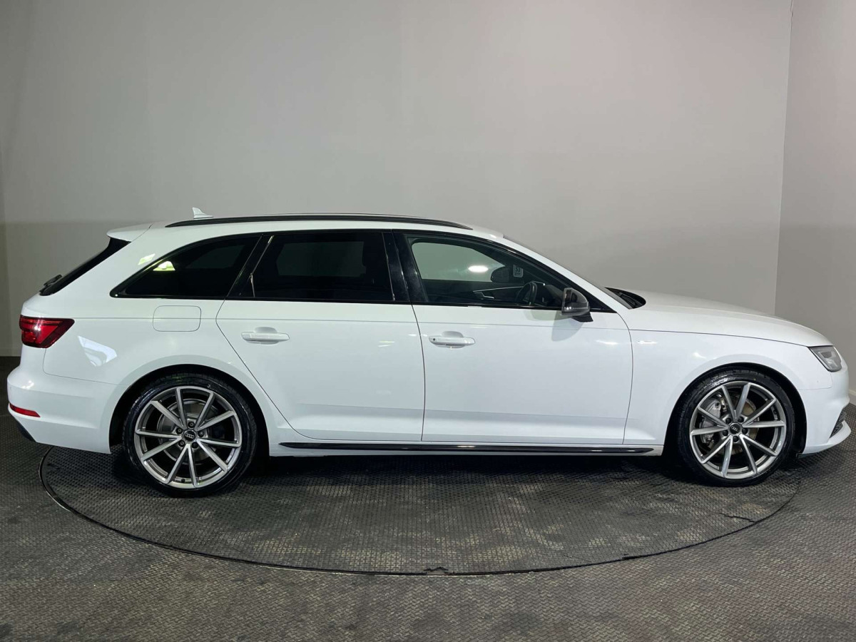 AUDI A4 2018 (18) 2.0 TDI BLACK EDITION ESTATE 5DR DIESEL S TRONIC QUATTRO EURO 6 (S/S) (190 - 2018 - £14,600
