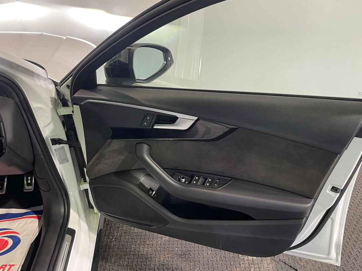 AUDI A4 2018 (18) 2.0 TDI BLACK EDITION ESTATE 5DR DIESEL S TRONIC QUATTRO EURO 6 (S/S) (190 - 2018 - £14,600