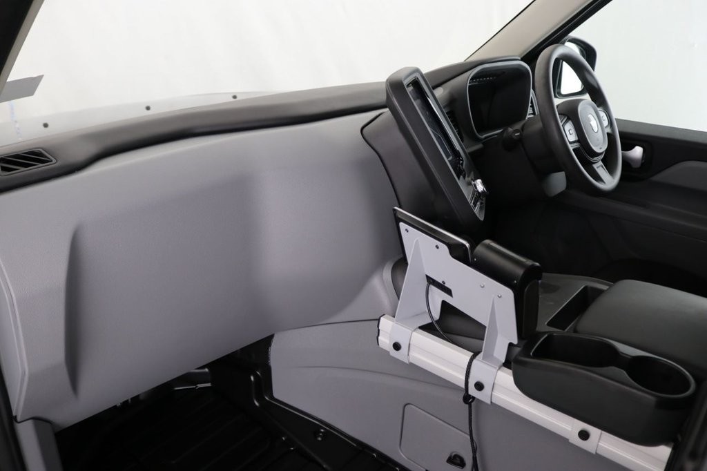 LEVC TX 1.5 VISTA 4D 148 BHP - 2020 - £47,990