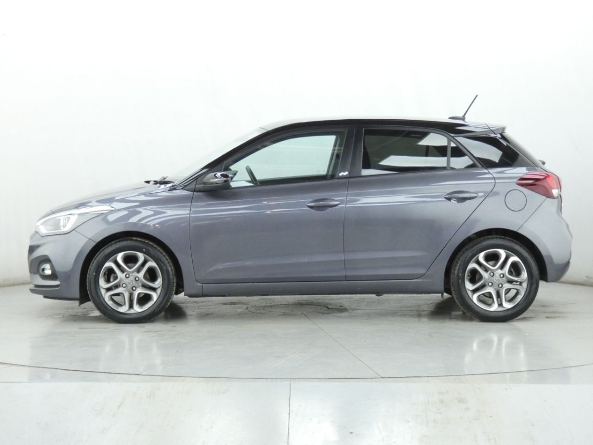 HYUNDAI I20 1.2 MPI PLAY 5D 83 BHP - 2019 - £10,990