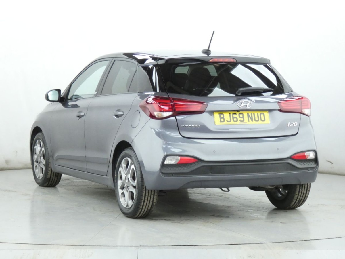 HYUNDAI I20 1.2 MPI PLAY 5D 83 BHP - 2019 - £10,990