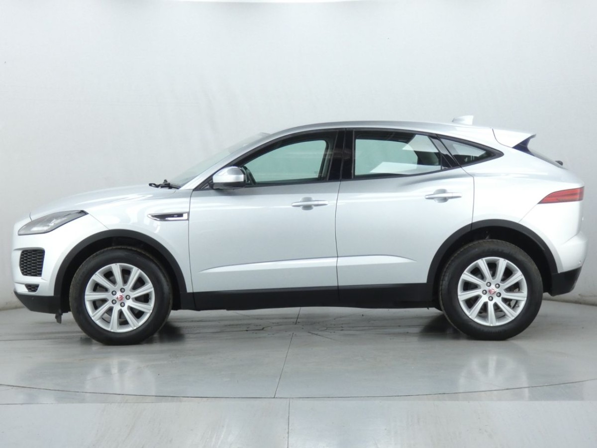 JAGUAR E-PACE 2.0 S 5D 148 BHP - 2019 - £16,990