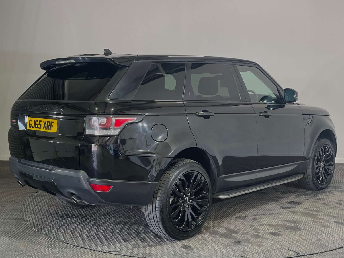 LAND ROVER RANGE ROVER SPORT 2015 (65) 3.0 SD V6 HSE SUV 5DR DIESEL AUTO 4WD EURO 6 (S/S) (306 PS) - 2015 - £16,650