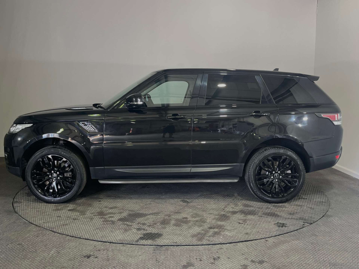 LAND ROVER RANGE ROVER SPORT 2015 (65) 3.0 SD V6 HSE SUV 5DR DIESEL AUTO 4WD EURO 6 (S/S) (306 PS) - 2015 - £16,650