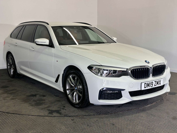 Carworld - BMW 5 SERIES 2019 (19) 2.0 520D M SPORT TOURING 5DR DIESEL AUTO EURO 6 (S/S) (190 PS)