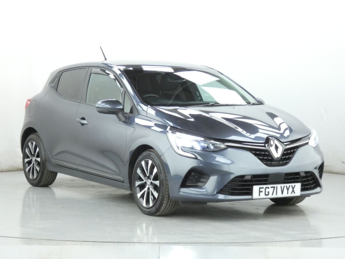 RENAULT CLIO 1.0 ICONIC TCE 5D 90 BHP - 2021 - £9,700