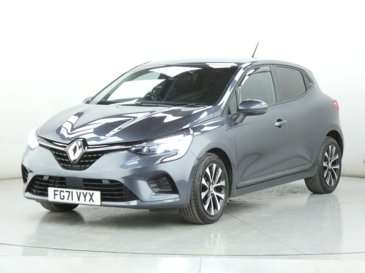 RENAULT CLIO 1.0 ICONIC TCE 5D 90 BHP - 2021 - £9,700