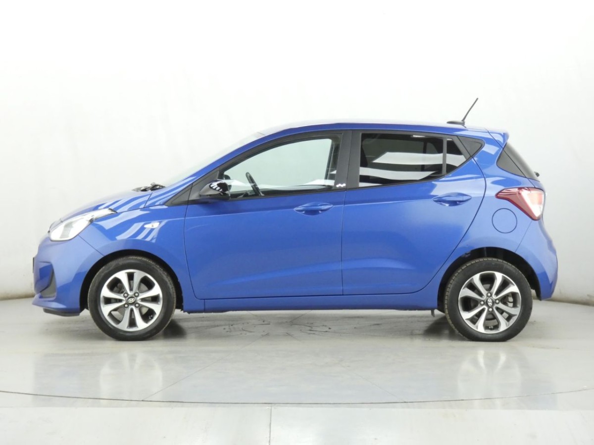 HYUNDAI I10 1.0 PLAY 5D 65 BHP - 2019 - £8,990