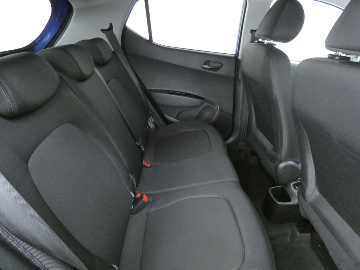 HYUNDAI I10 1.0 PLAY 5D 65 BHP - 2019 - £8,990