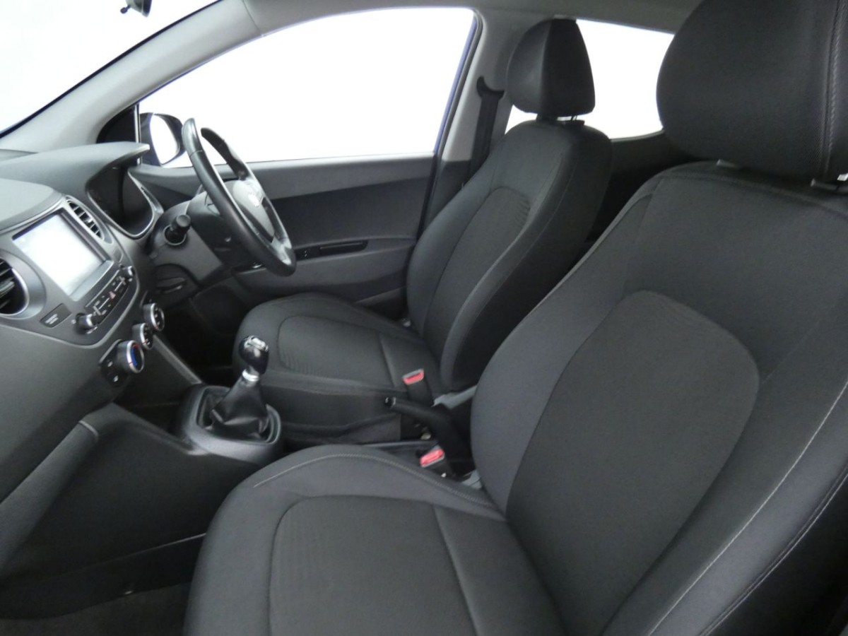 HYUNDAI I10 1.0 PLAY 5D 65 BHP - 2019 - £8,990