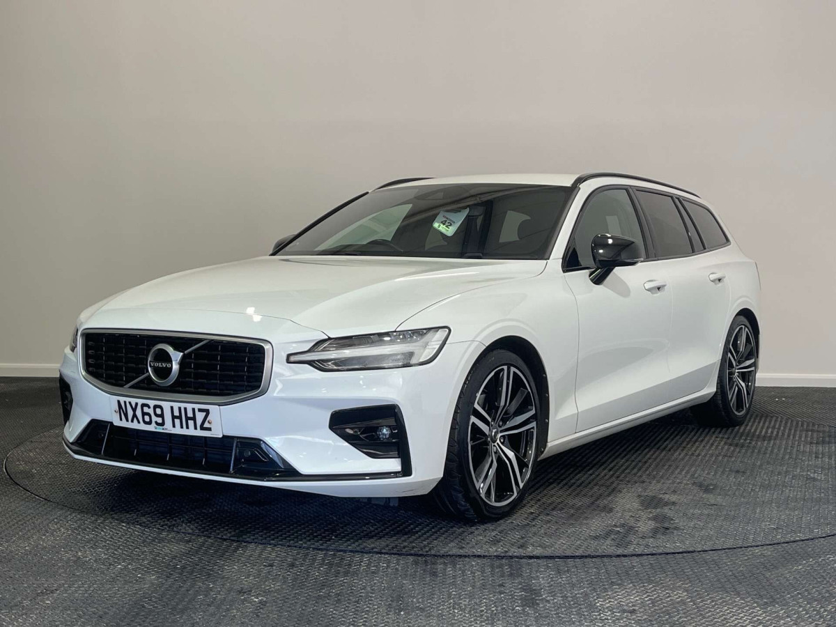 VOLVO V60 2019 (69) 2.0 D3 R-DESIGN ESTATE 5DR DIESEL AUTO EURO 6 (S/S) (150 PS) - 2019 - £17,000