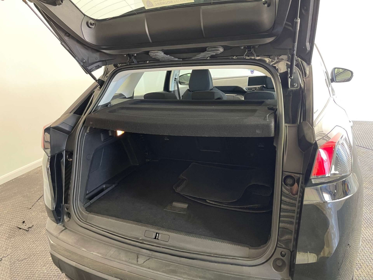 PEUGEOT 3008 2018 (67) 1.6 BLUEHDI ACTIVE SUV 5DR DIESEL EAT EURO 6 (S/S) (120 PS) - 2018 - £11,000