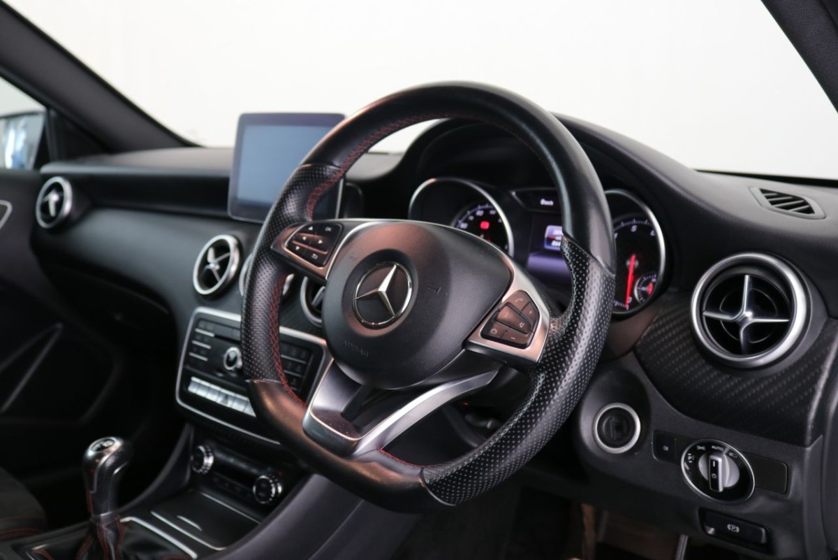 MERCEDES-BENZ A-CLASS 1.6 A 160 AMG LINE PREMIUM 5D 102 BHP - 2016 - £13,490