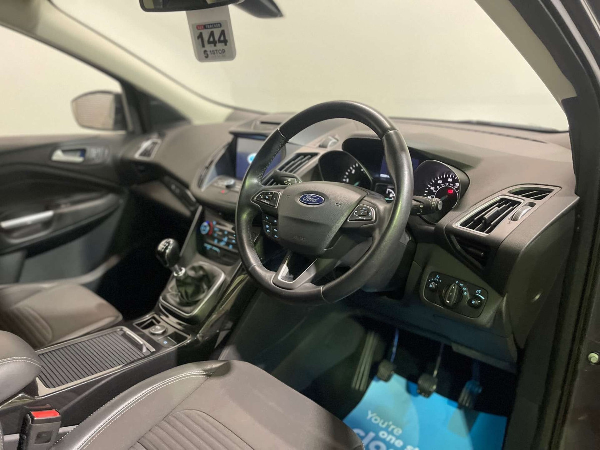 FORD KUGA 2017 (67) 2.0 TDCI TITANIUM SUV 5DR DIESEL MANUAL EURO 6 (S/S) (150 PS) - 2017 - £10,000