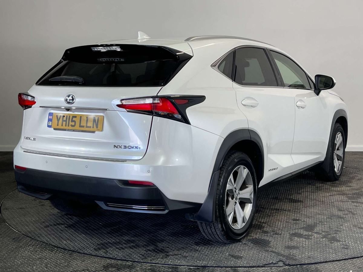LEXUS NX 2015 (15) 2.5 300H PREMIER SUV 5DR PETROL HYBRID E-CVT 4WD EURO 6 (S/S) (197 PS) - 2015 - £15,200